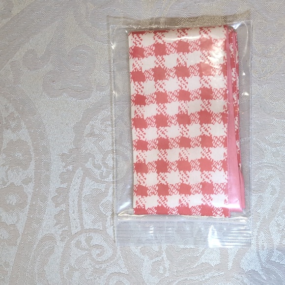 Twilly - Pink Squares on one side,  Pink on the other. - Picture 2 of 6